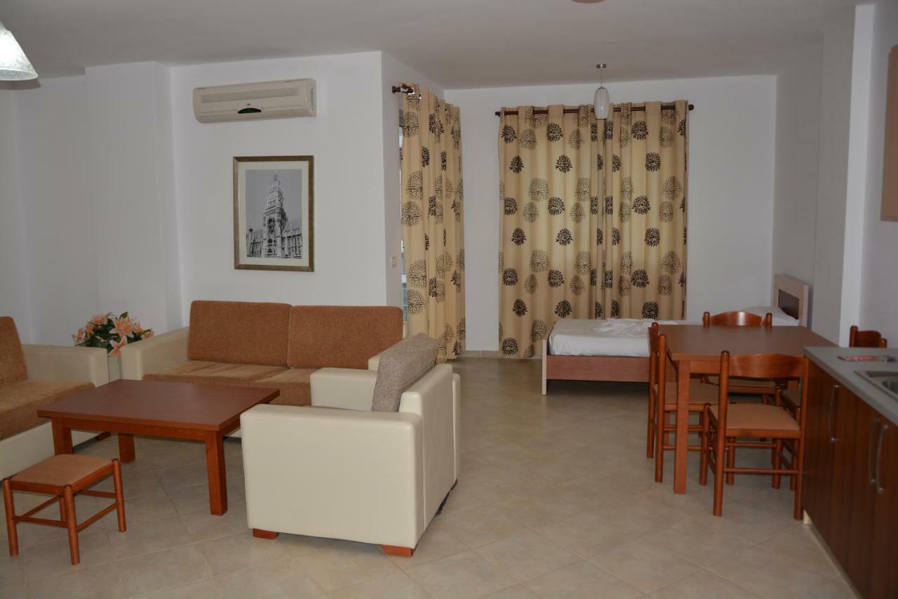 Rafaelo Resort Shëngjin Buitenkant foto