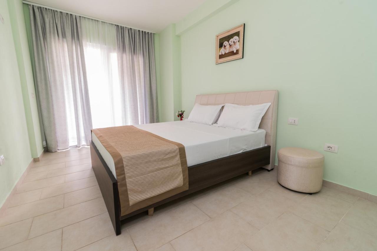 Rafaelo Resort Shëngjin Buitenkant foto