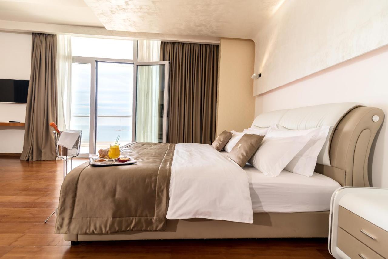 Rafaelo Resort Shëngjin Buitenkant foto