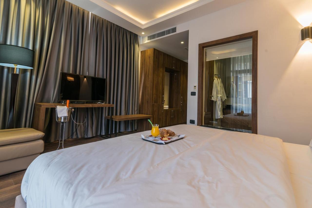 Rafaelo Resort Shëngjin Buitenkant foto