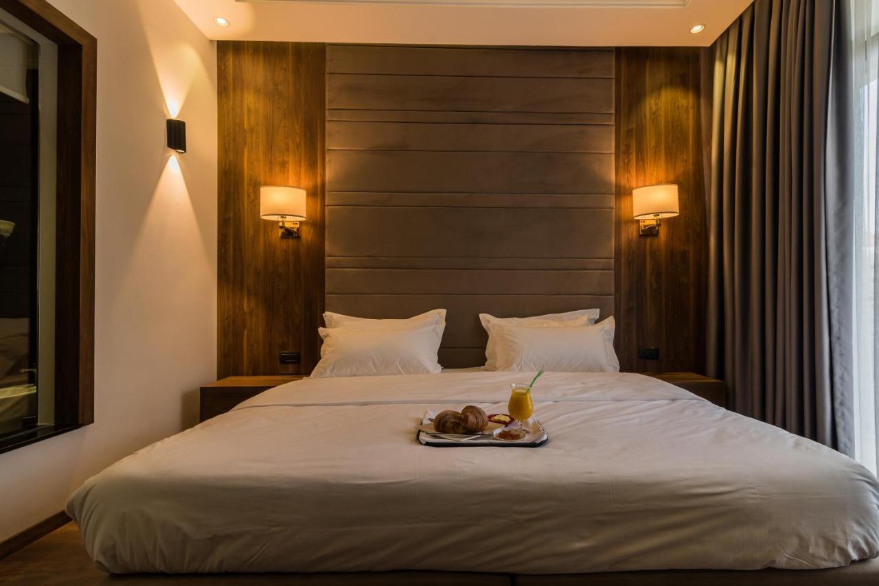 Rafaelo Resort Shëngjin Buitenkant foto
